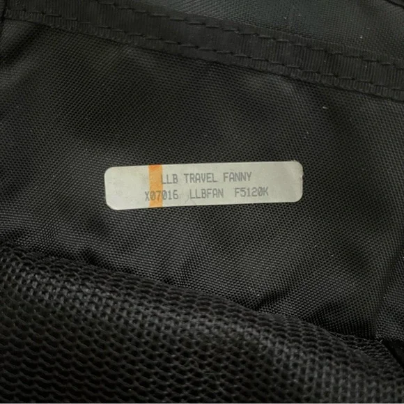 Vintage L.L. Bean Classic Black Waist Bag - Picture 7 of 7